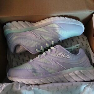 Girls filas size 3.5